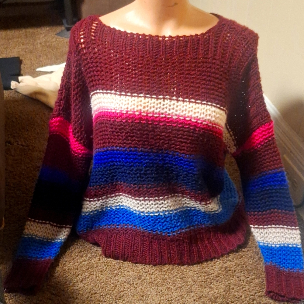 Knited stripped sweater